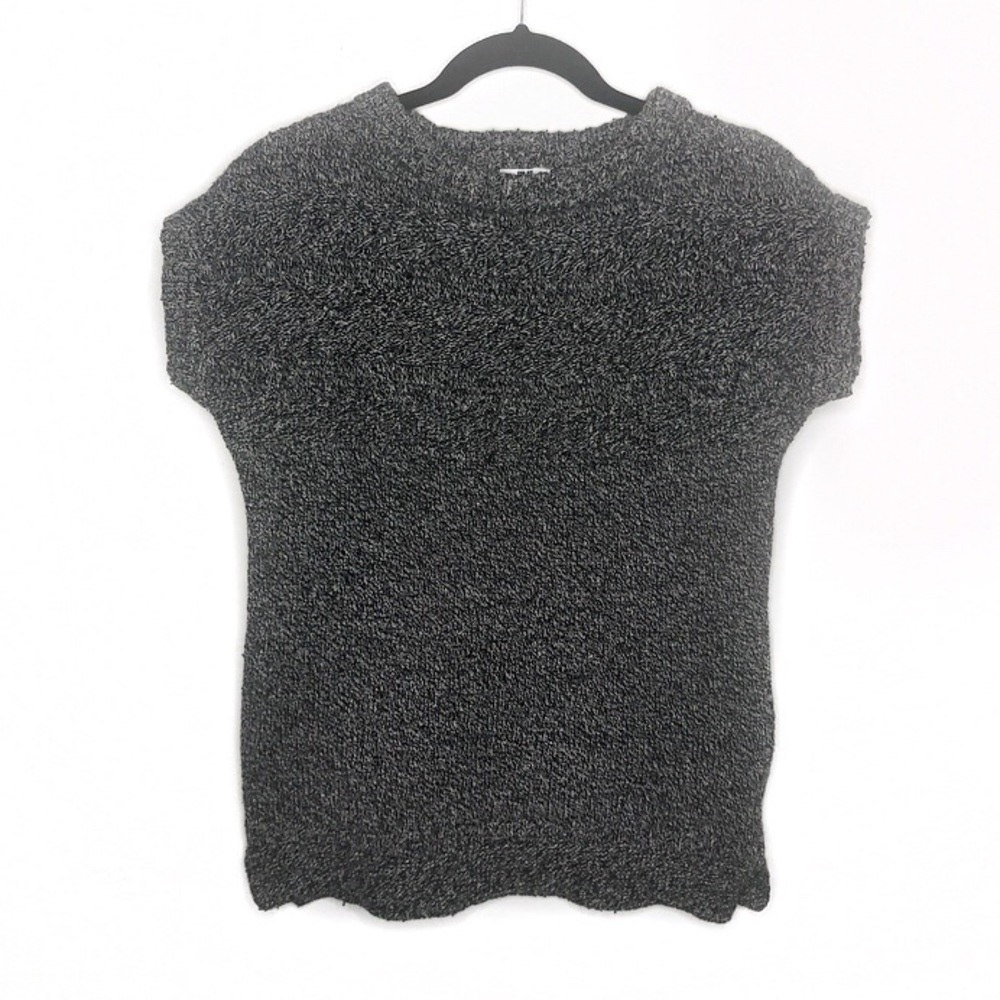 Uniqlo Grey Heathered Short Sleeved Sweater